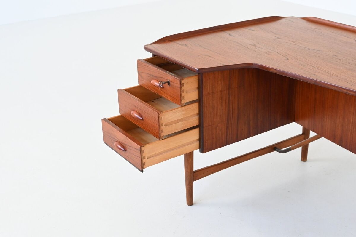 Peter Løvig Nielsen boomerang writing desk in teak Løvig Denmark 1960