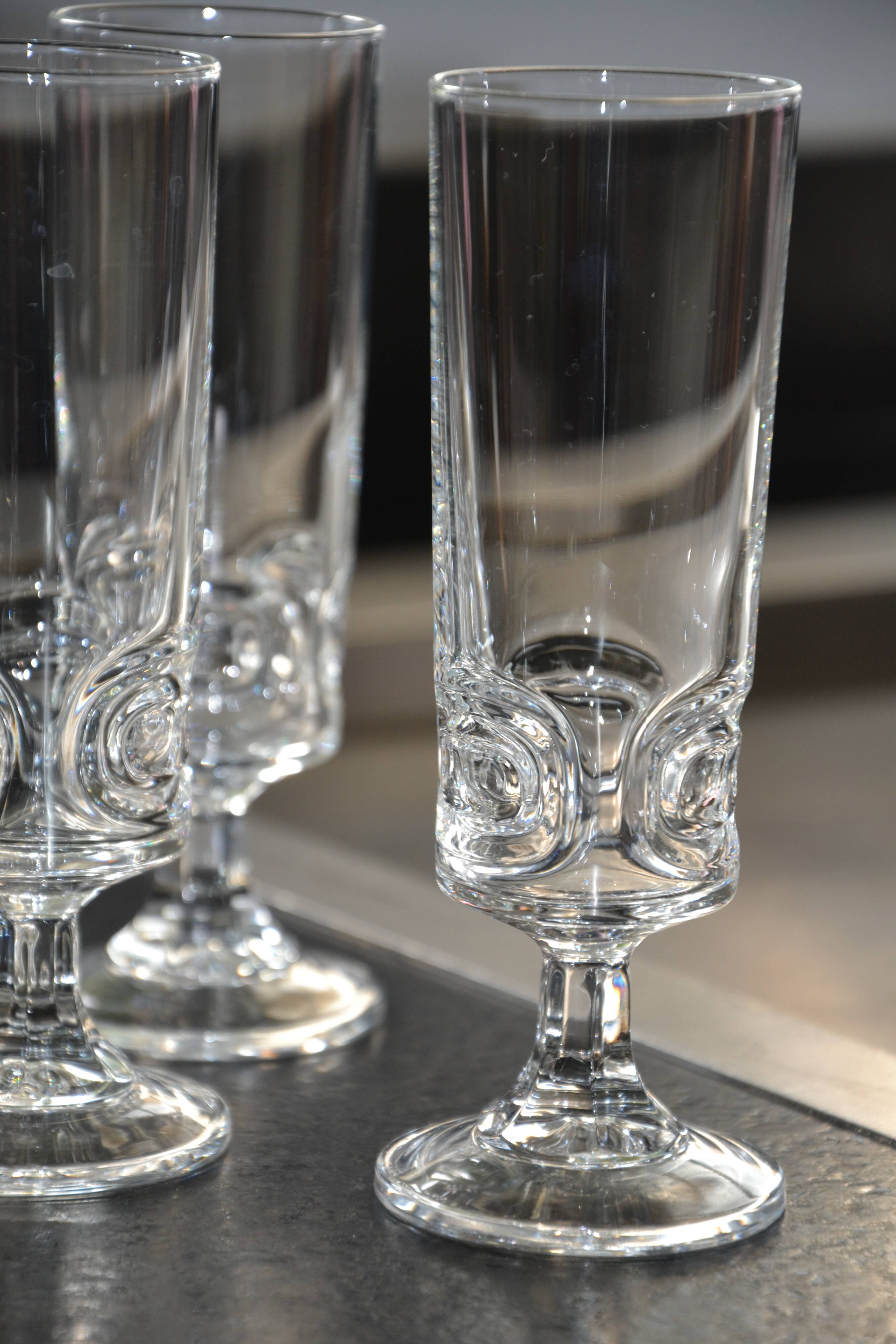 10 crystal champagne flutes