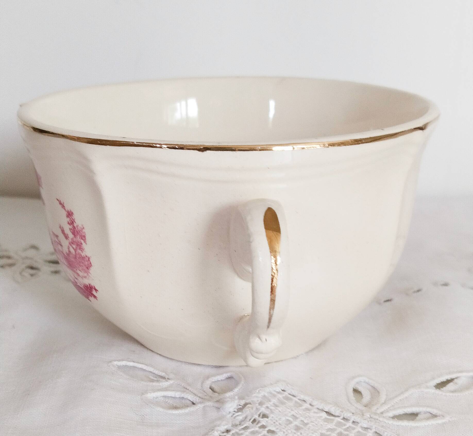 Digoin Sarreguemines pink tea/coffee cup