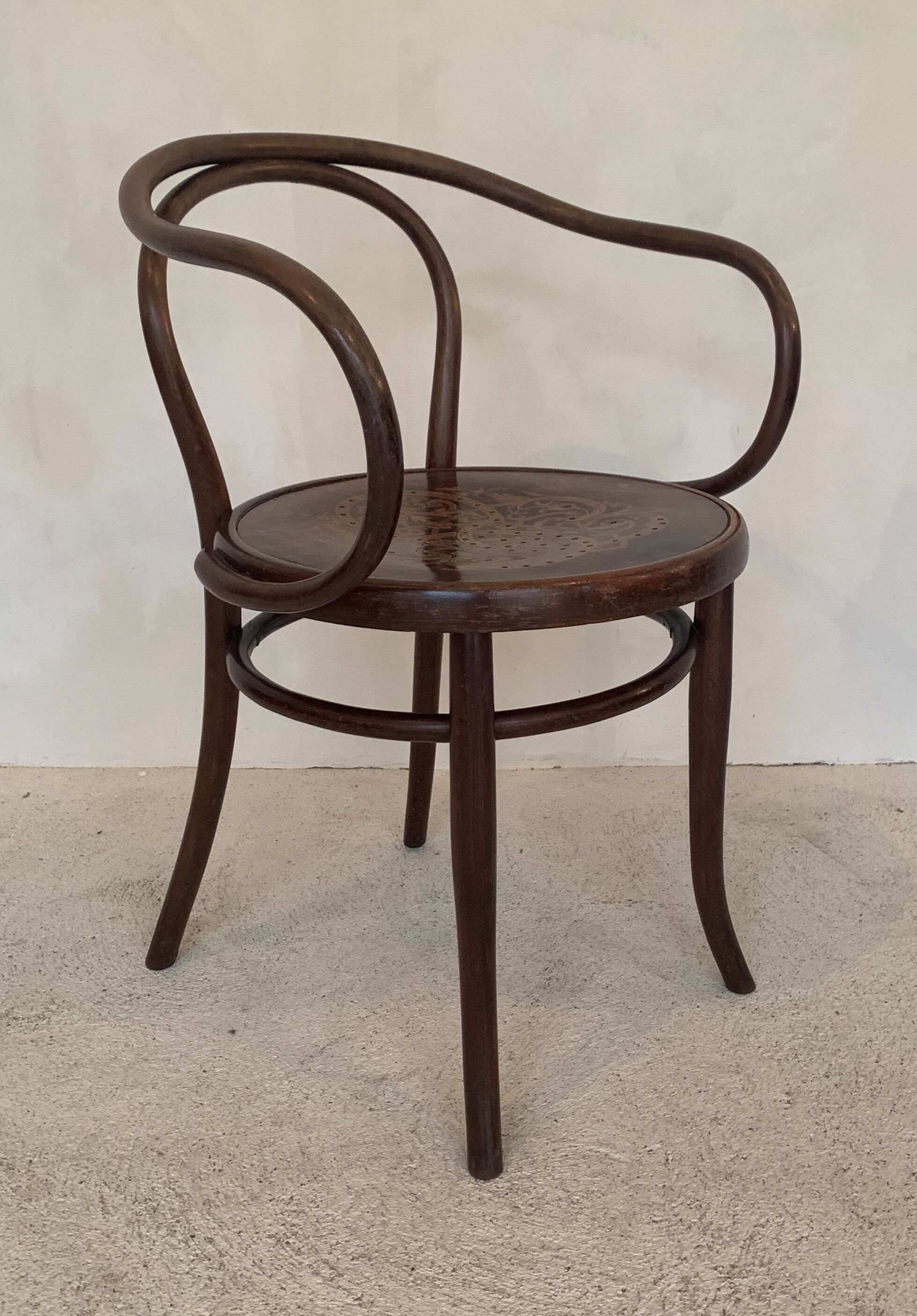 Fauteuil de bureau en bois courbé J.J  Kohn