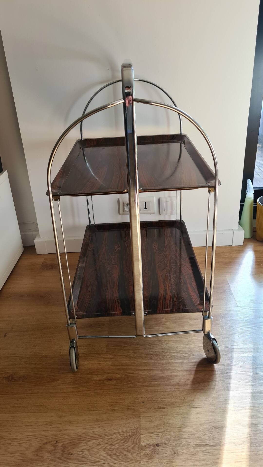 Desserte, mini bar ou chariot de service sur roulettes années 70
