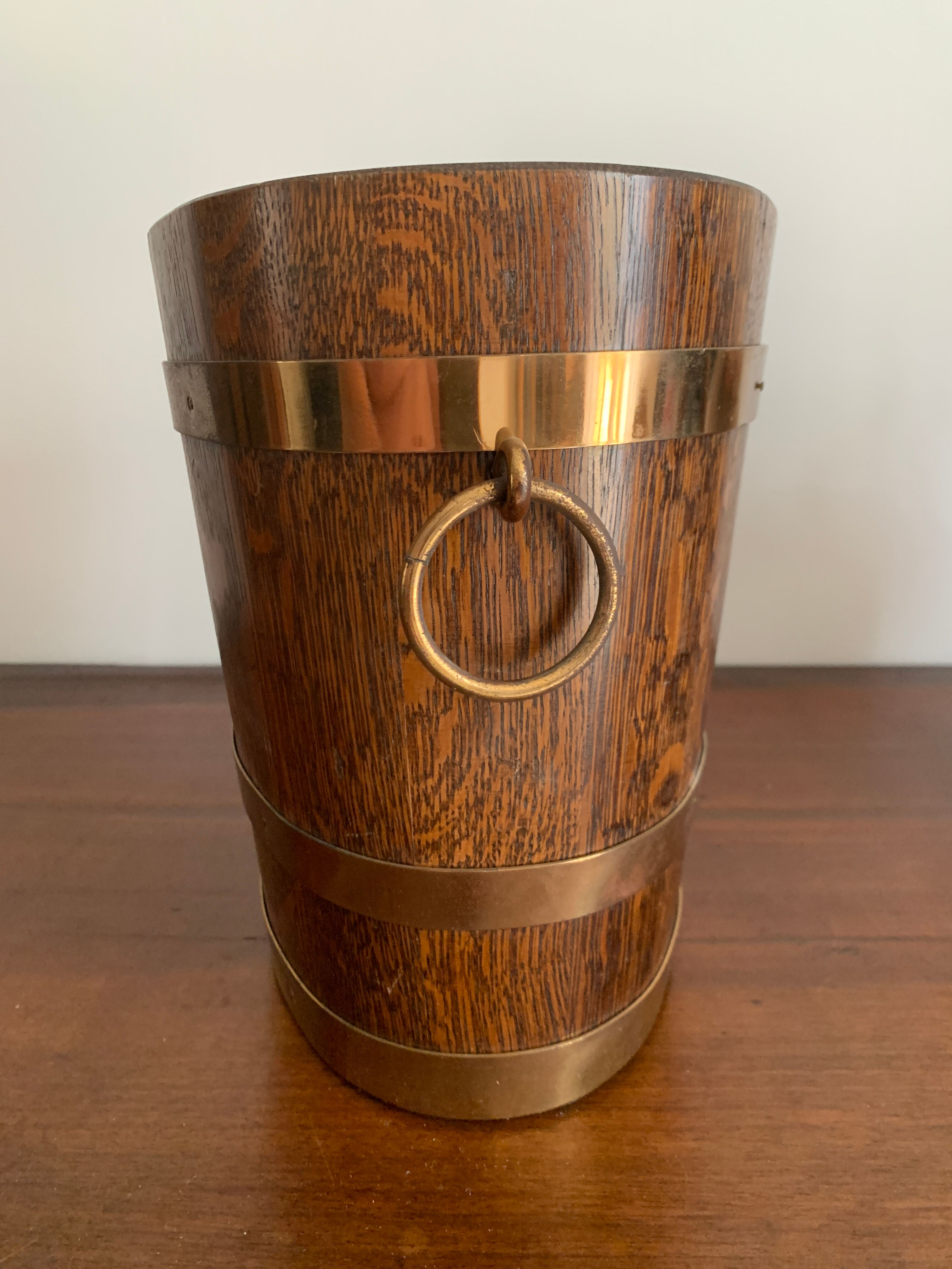 Oak and brass ice bucket Geraud Laffite Meilleur Ouvrier de France 1933