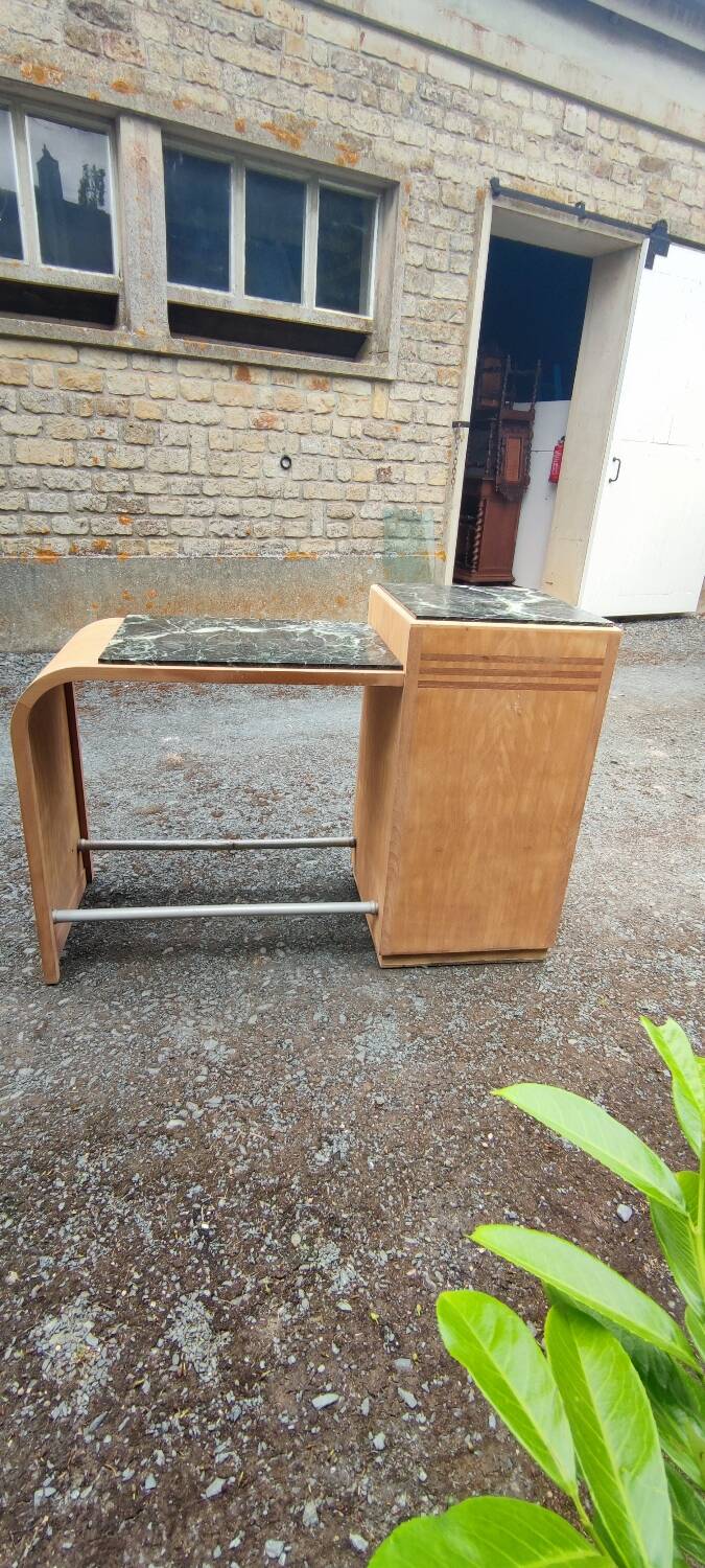 Cash counter