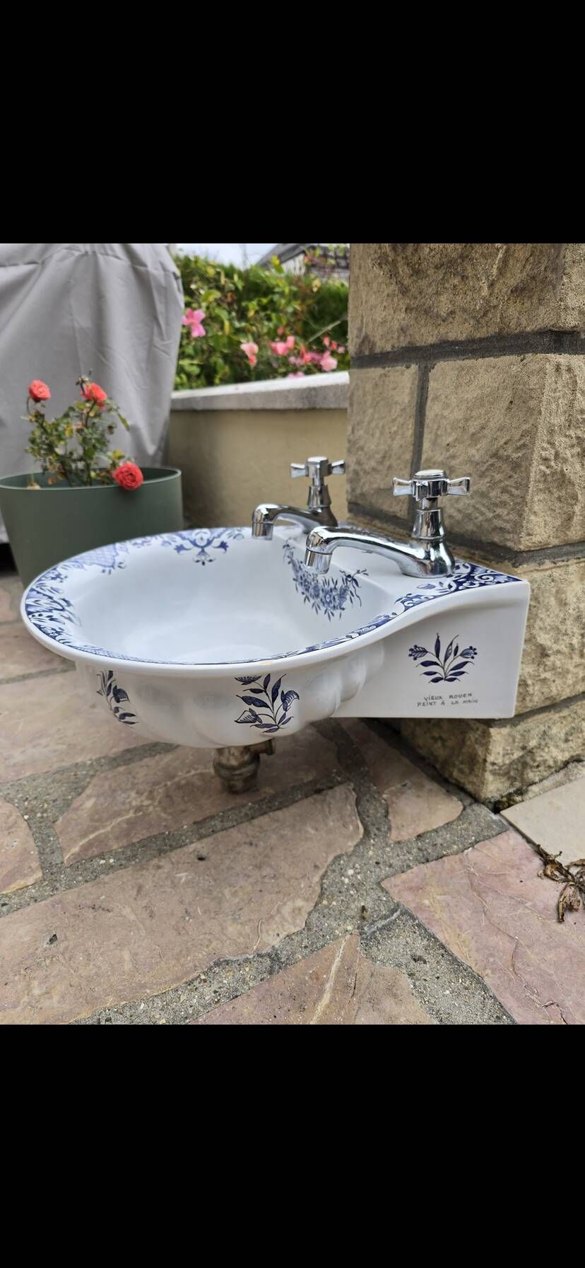 Lavabo, lave main en faïence Vieux Rouen peint à la main