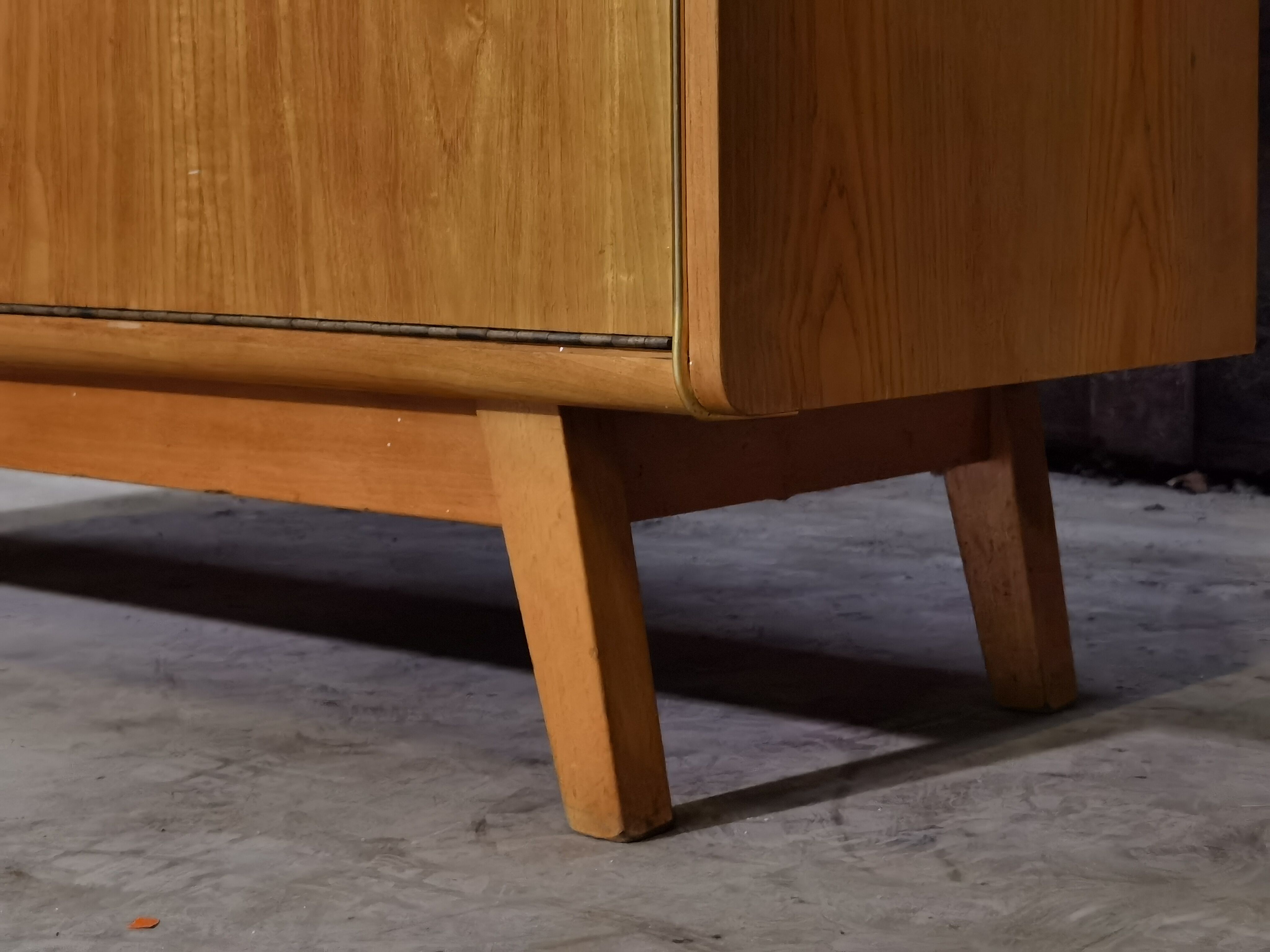 Buffet U372/386 by B Landsman and H Nepožitek for Jitona Soběslav