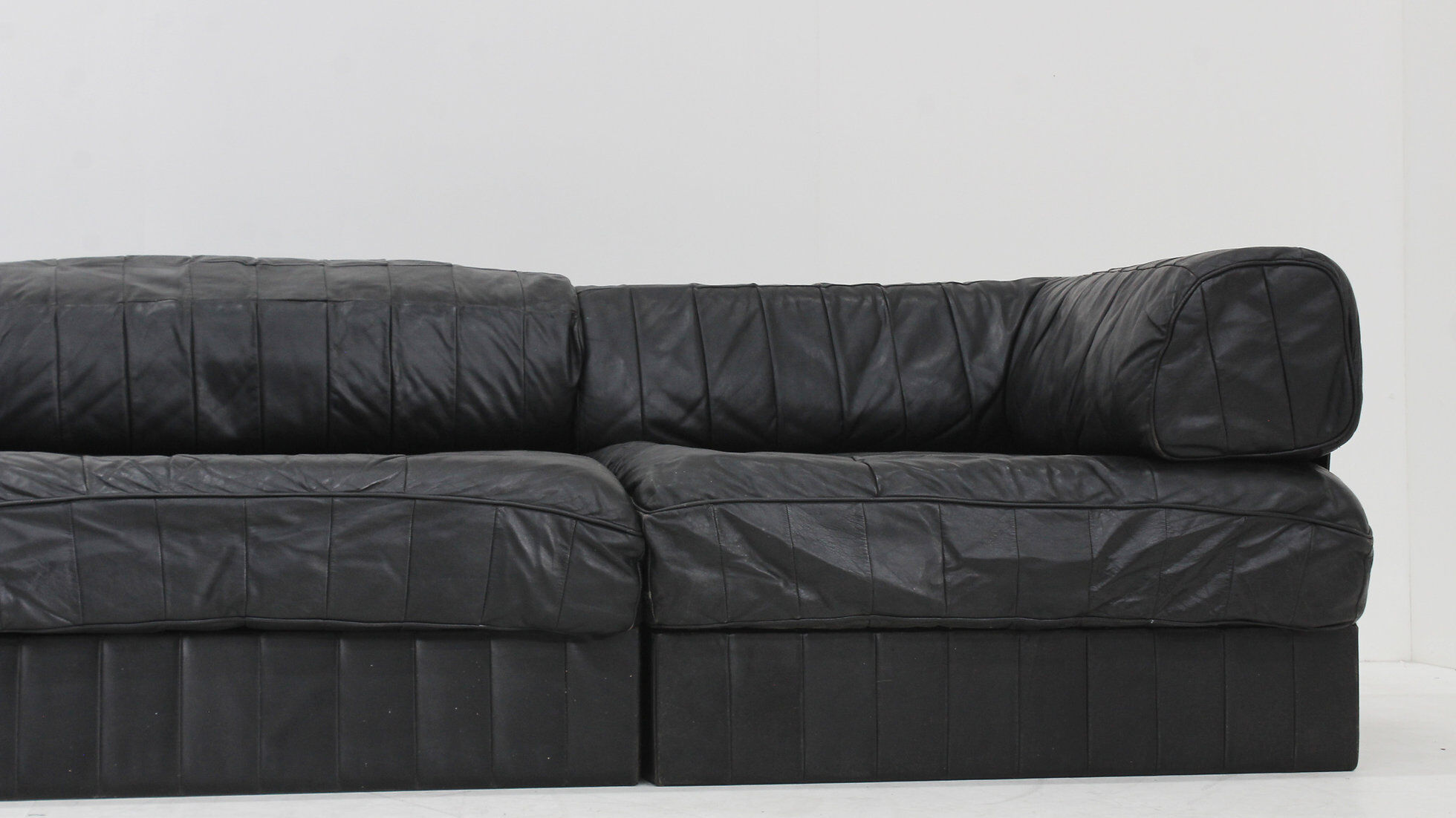 De Sede DS 88 modular sofa black leather patchwork Switzerland 1970s