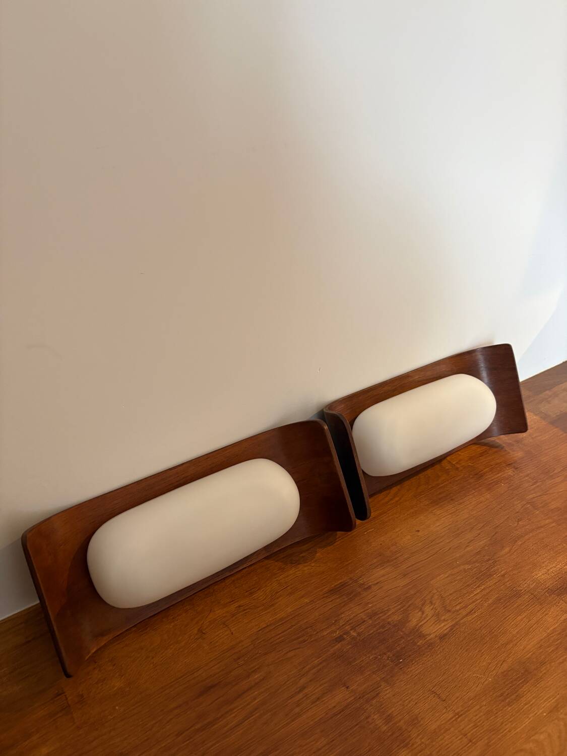 Surf wall lights by Goffredo Reggiani
