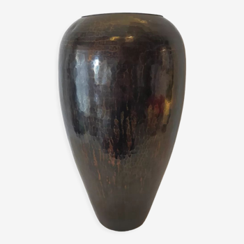 Vase en dinanderie d'Hervé Wahlen