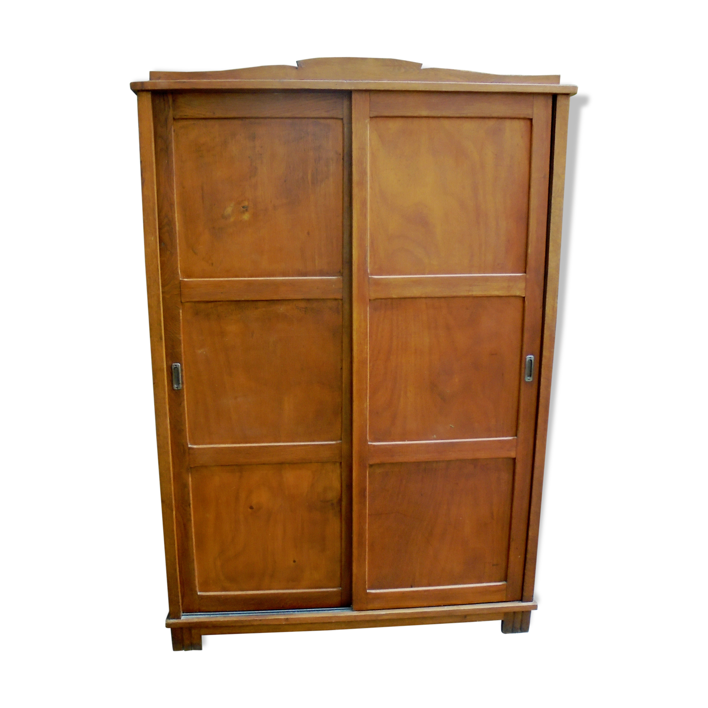 Wardrobe with sliding doors