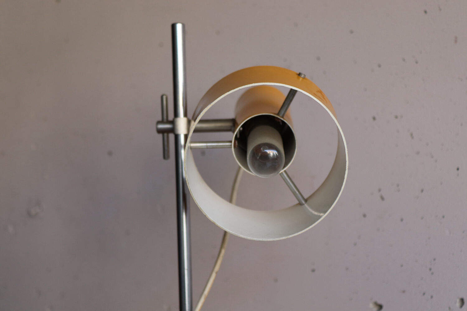 Vintage desk lamp Delmas – Monteuse model