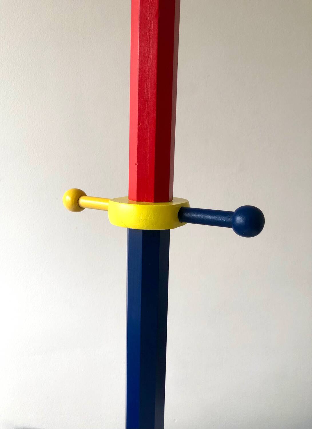 “Pencil” coat rack