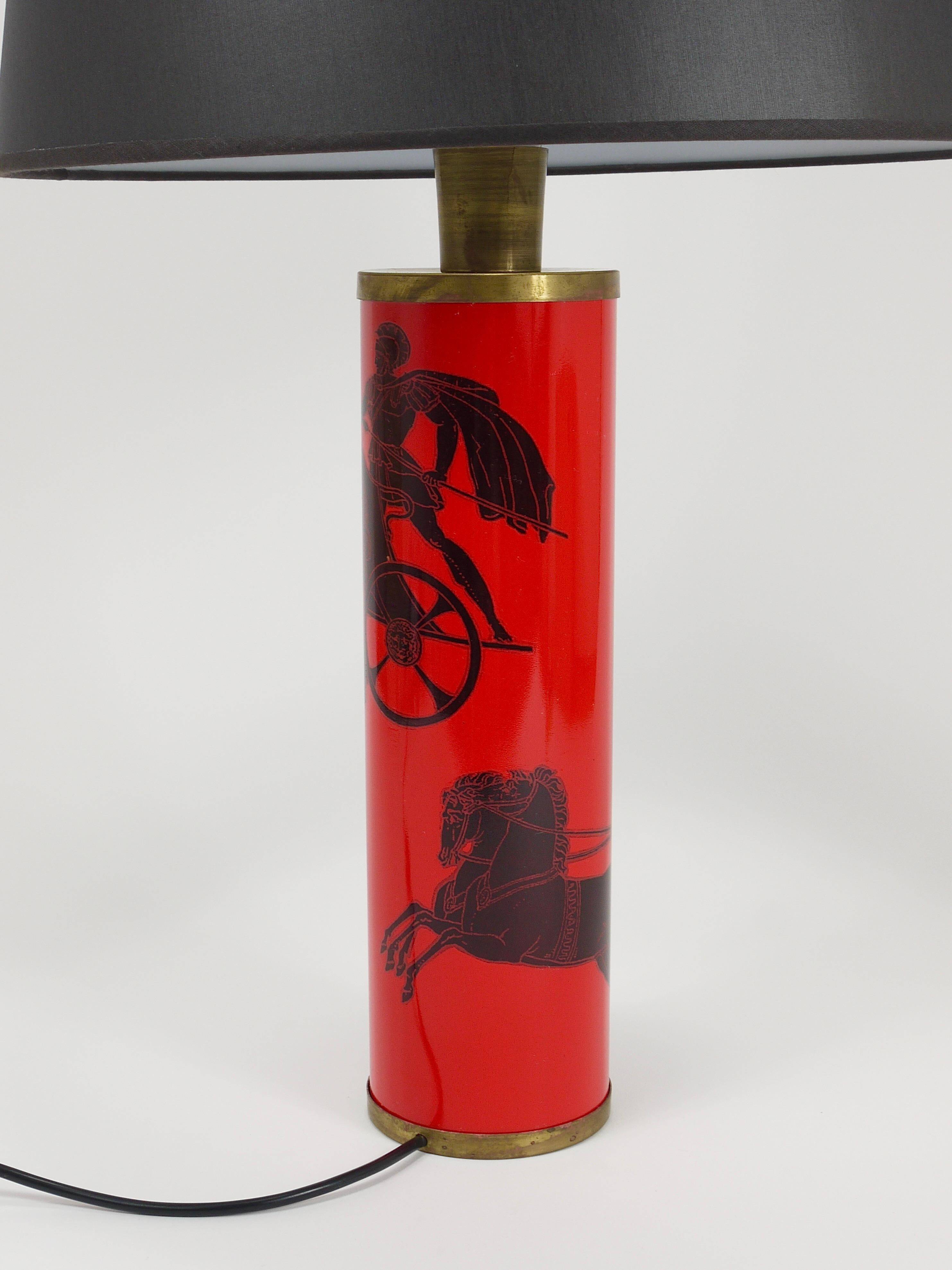 Piero Fornasetti Grande table lamp Bighe red and black mid-century, Italy, 1950s