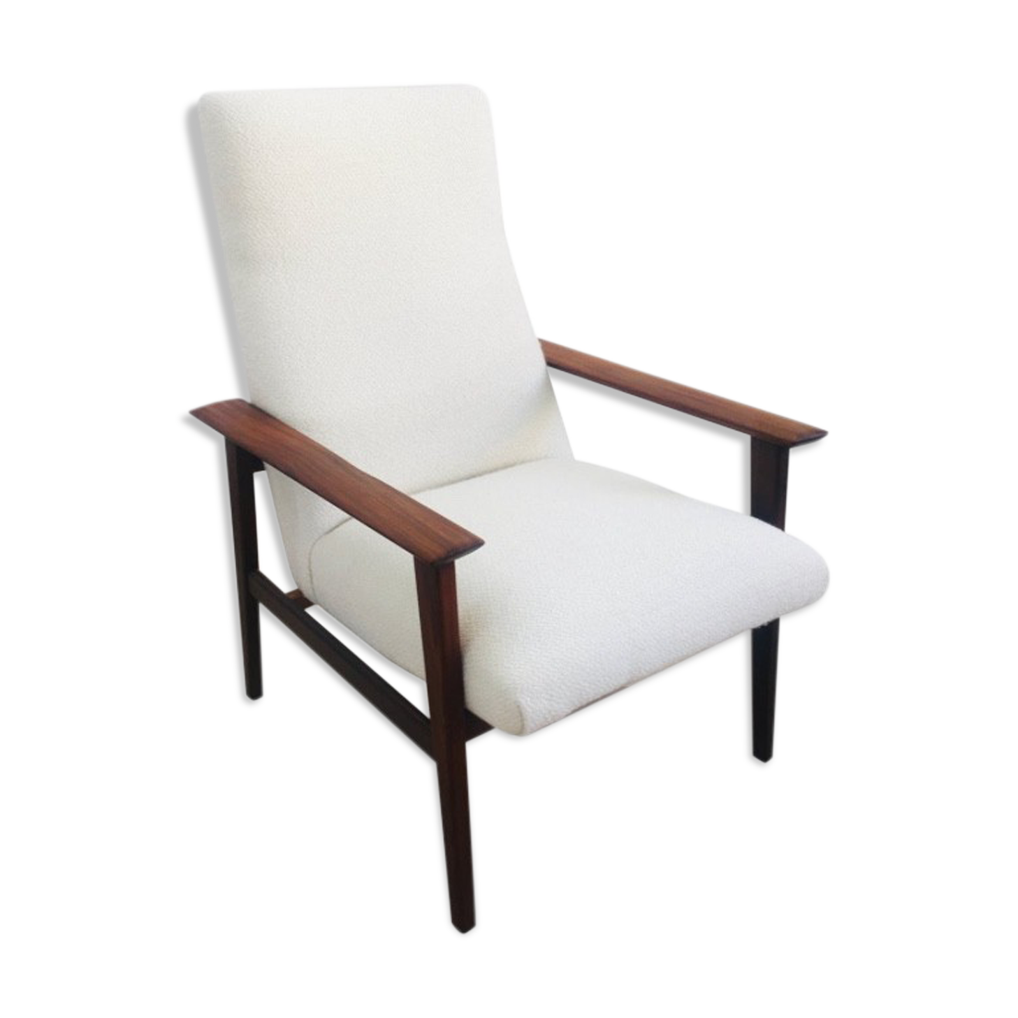 Scandinavian armchair with Lelièvre ecru buckle fabric
