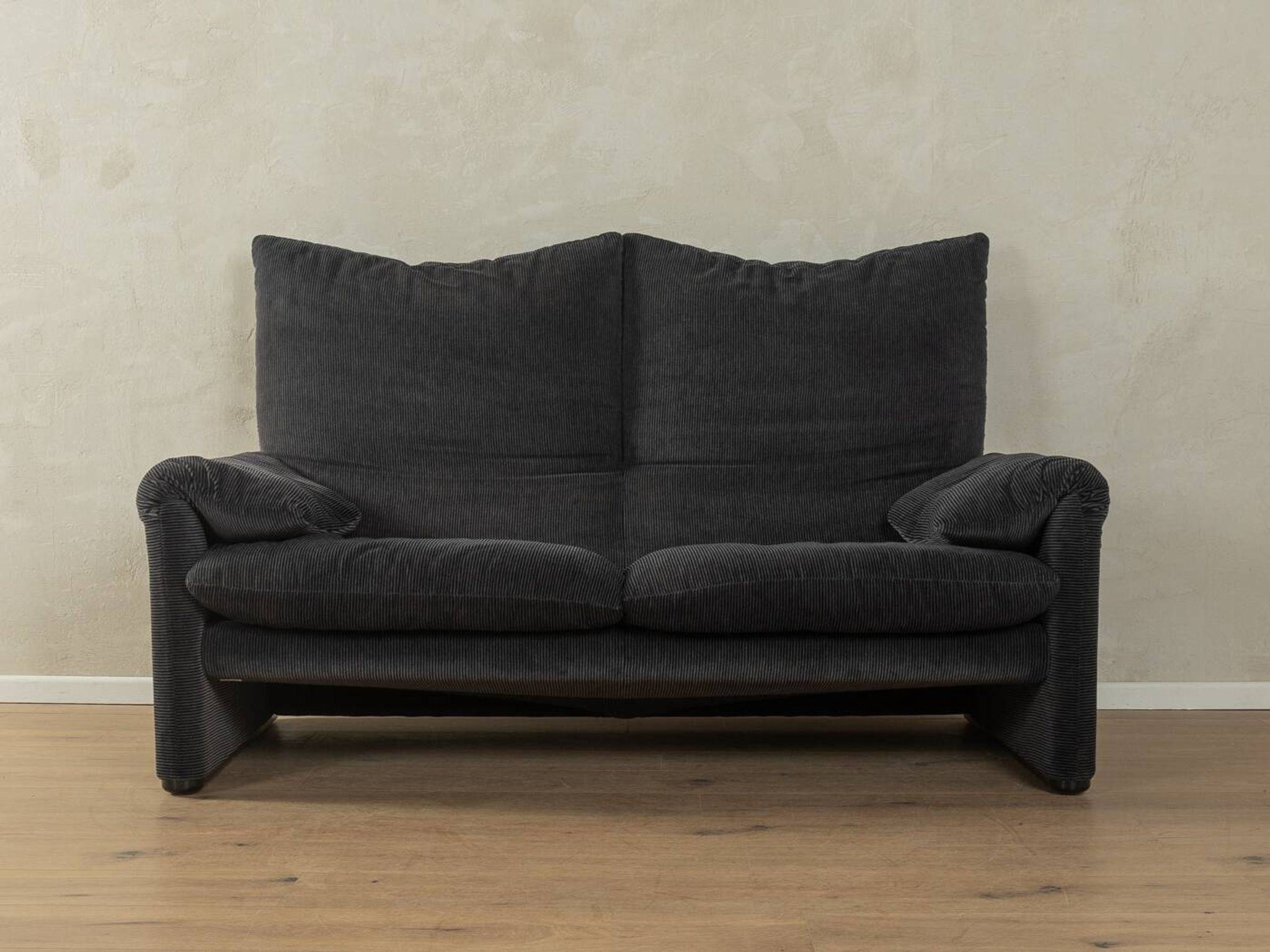 675 MARALUNGA Sofa, Vico Magistretti, Cassina
