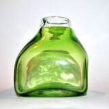 Vase scandinave en verre soufflé vert, 1960-1970