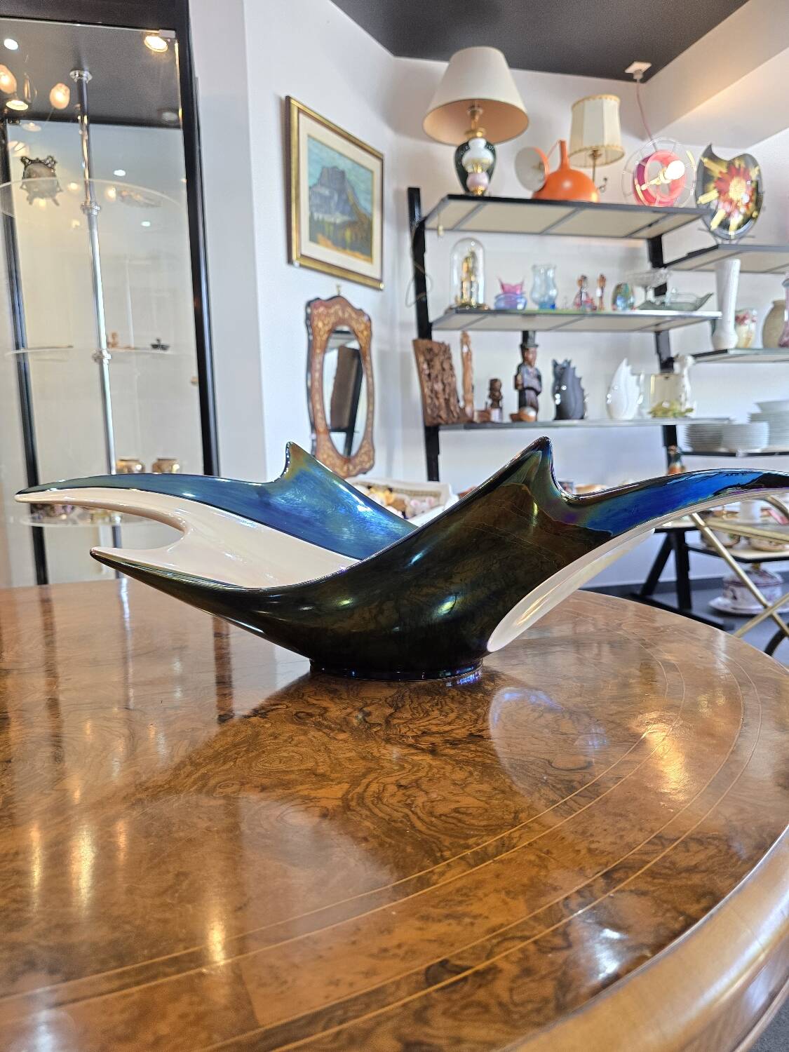 Verceram Asymmetrical Space Age Cut