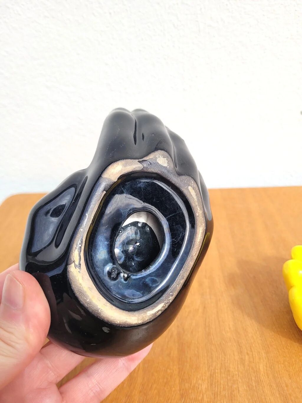 Vintage ceramic hand-shaped pair of catchalls.
