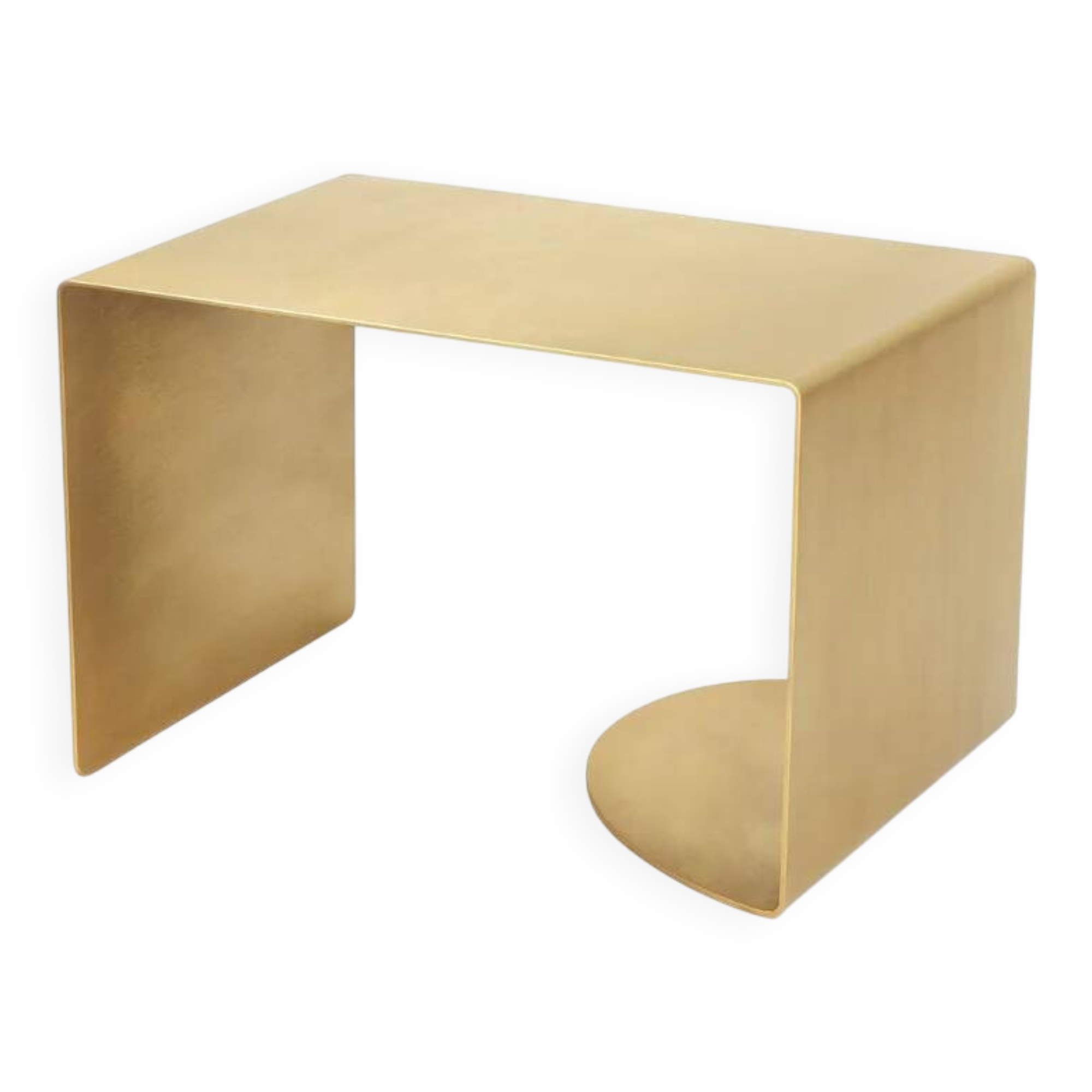 Table d'appoint arquée en laiton brossé – fabriquée à la main par Veliento