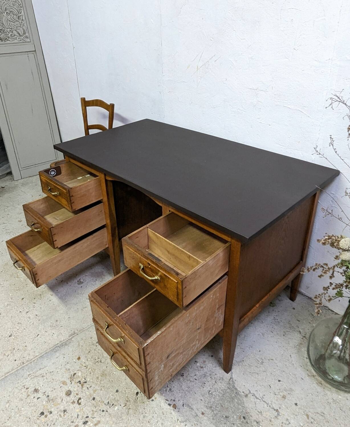 Bureau ministre XIXème et chaise en bois courbé 1940