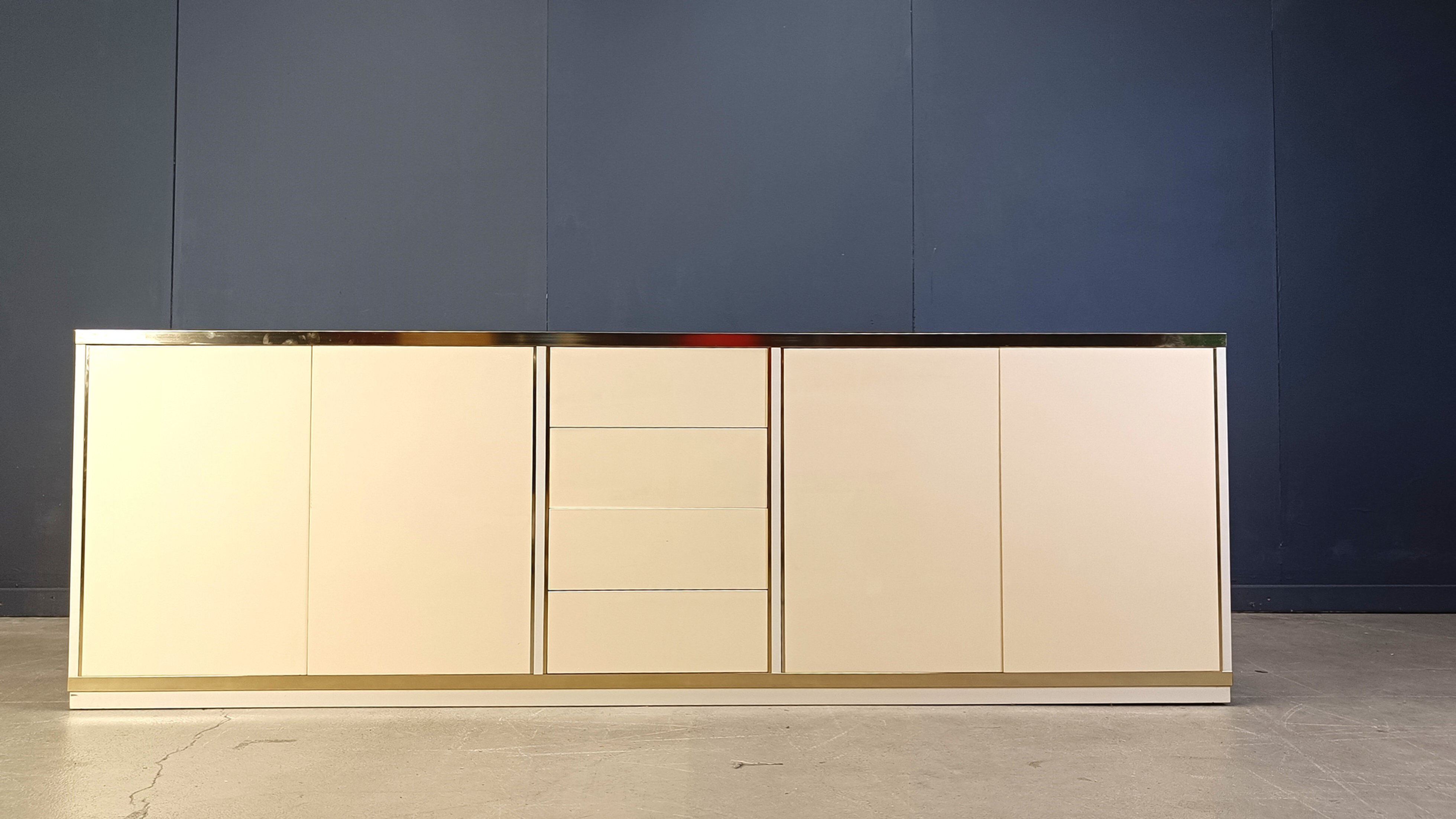 Vintage lacquered credenza, 1980s