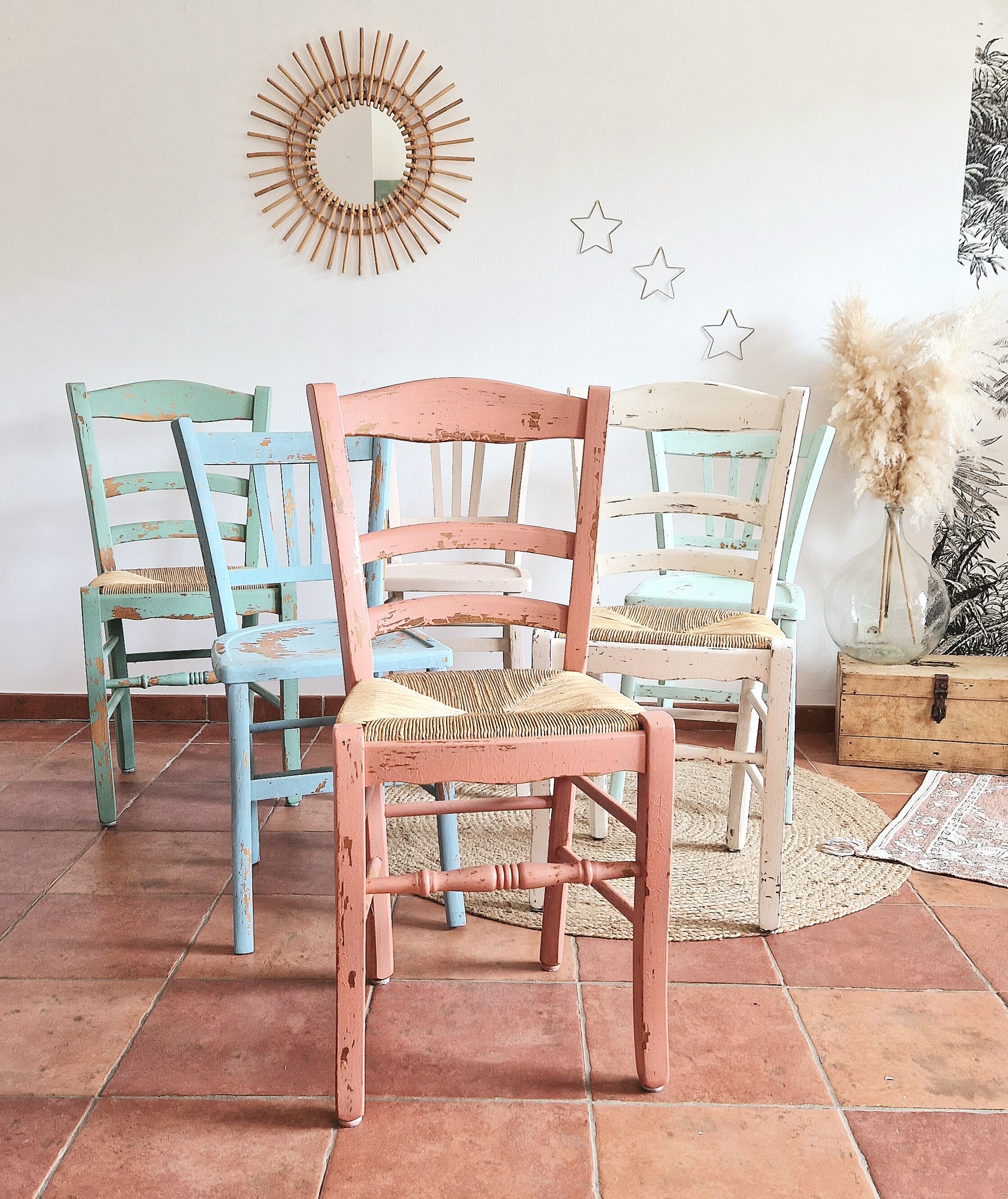 Lot de 6 jolies chaises patinées