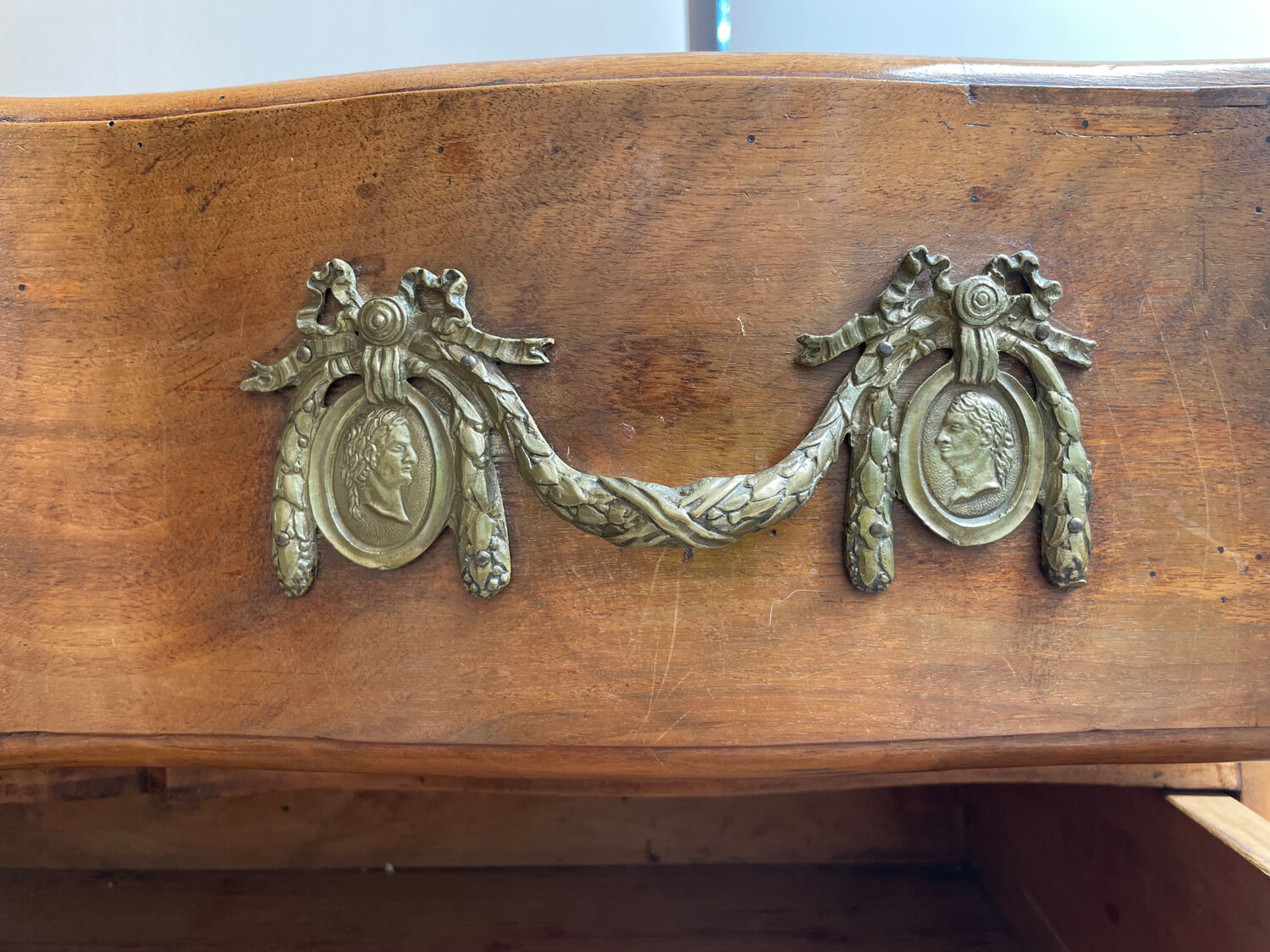 Louis XIV style crossbow chest of drawers