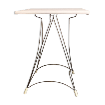 Table eiffel
