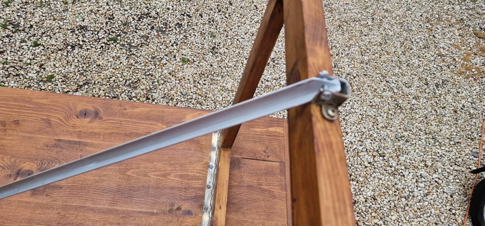 240cm folding table and its two benches