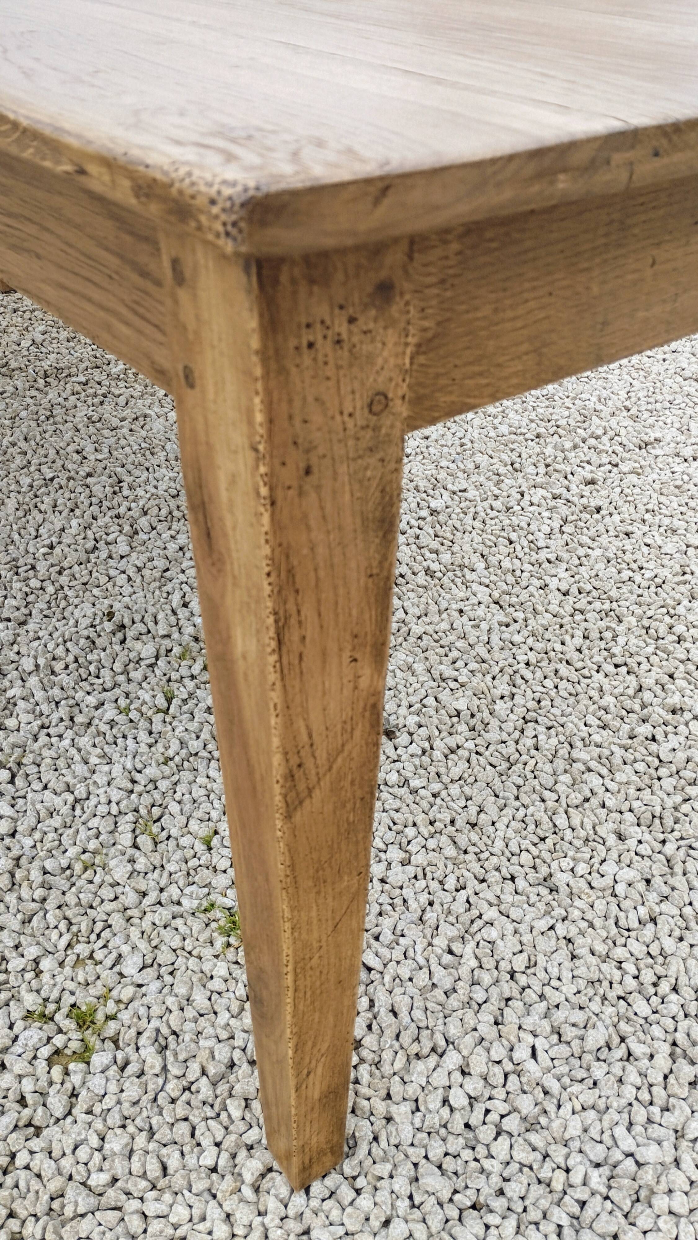 Solid oak farmhouse table 220cm x 75cm
