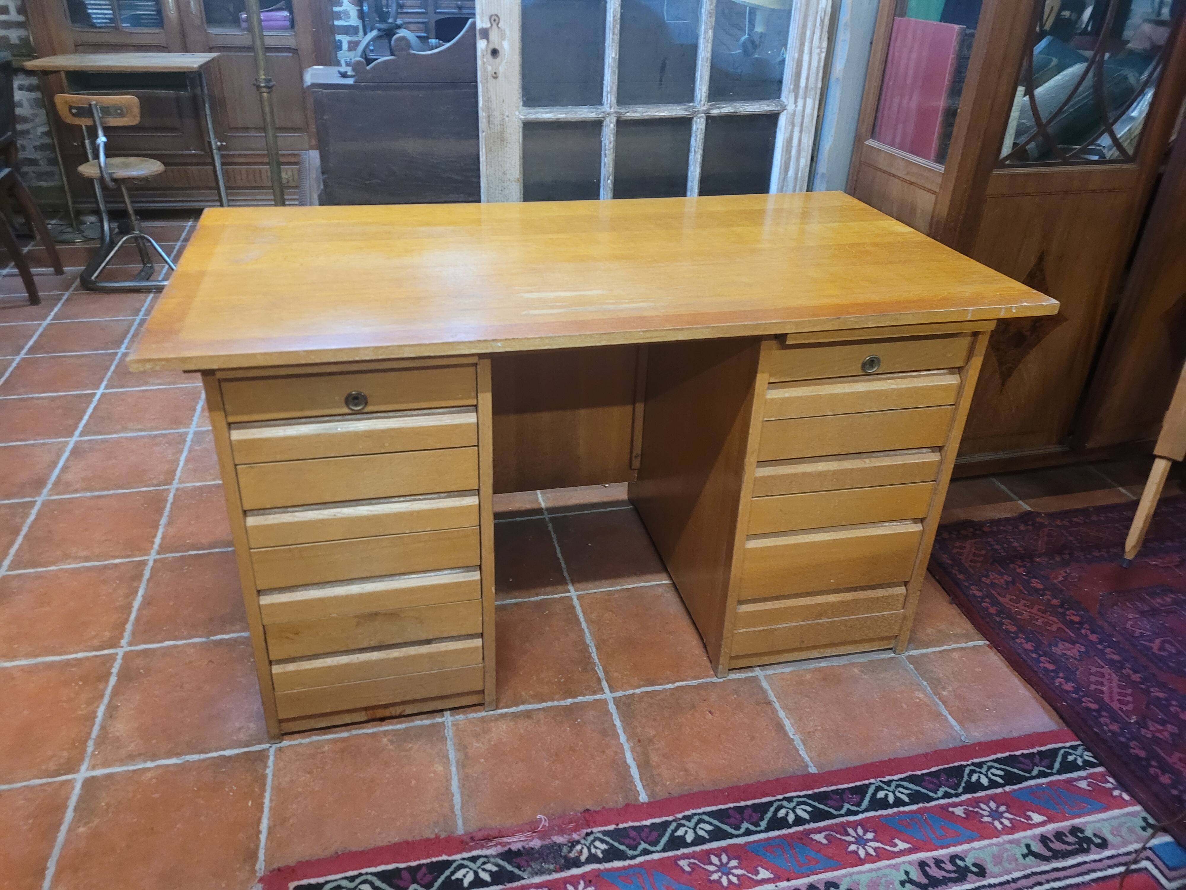 Oak minister's desk from the 60s