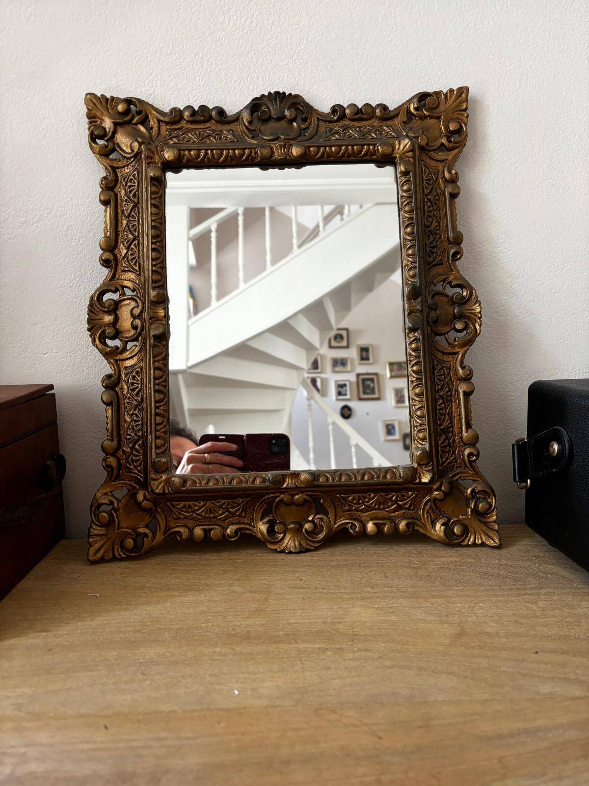 Golden mirror