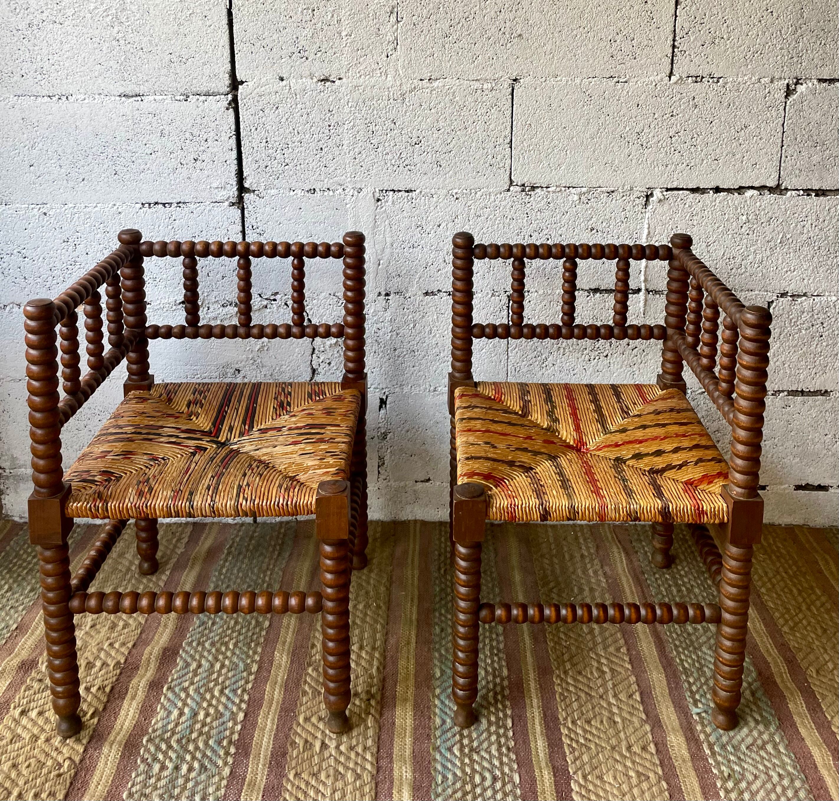 Paire de chaises coin de feu