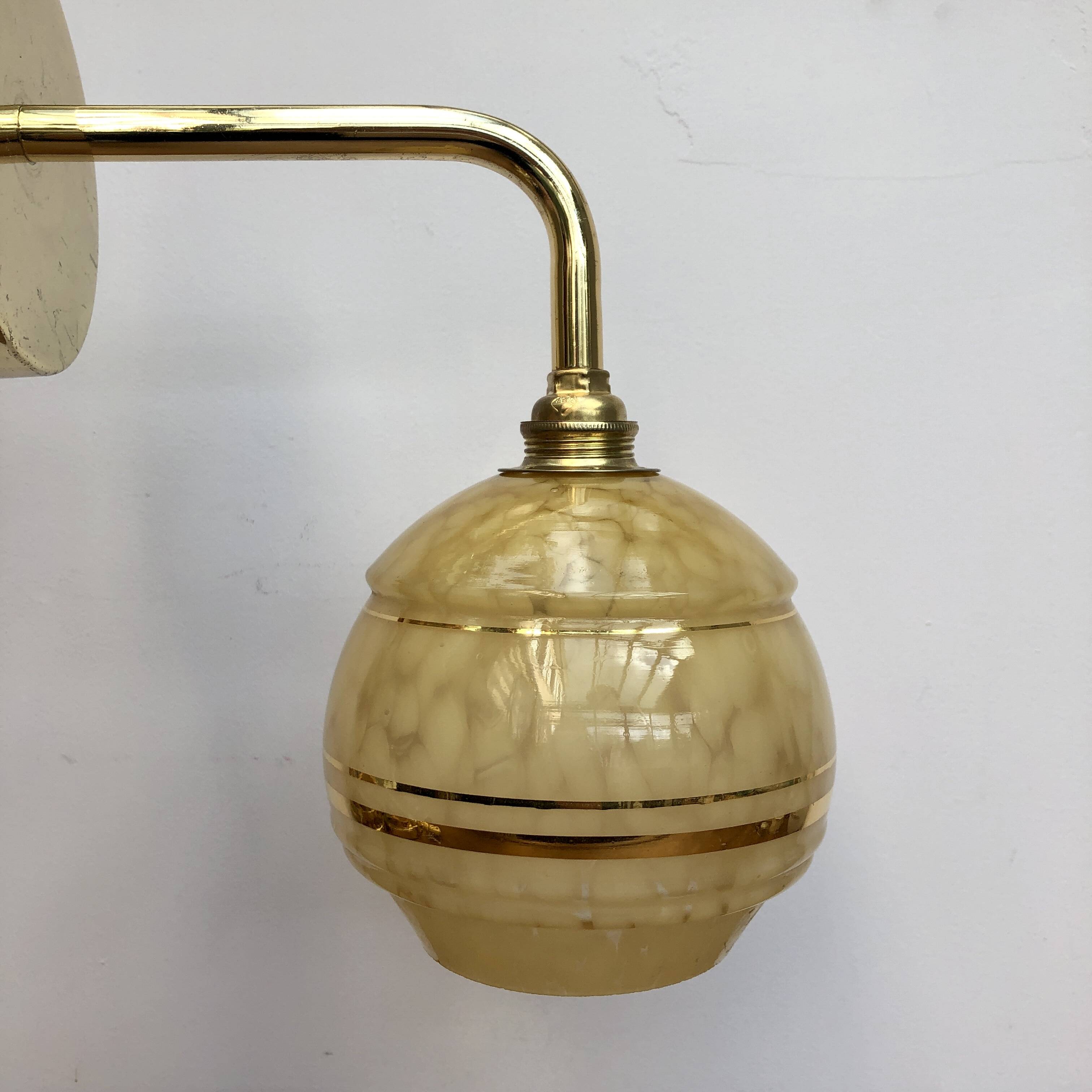 Vintage tulip wall lamp in yellow and gold Clichy glass