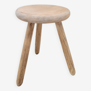 Wood tripod stool