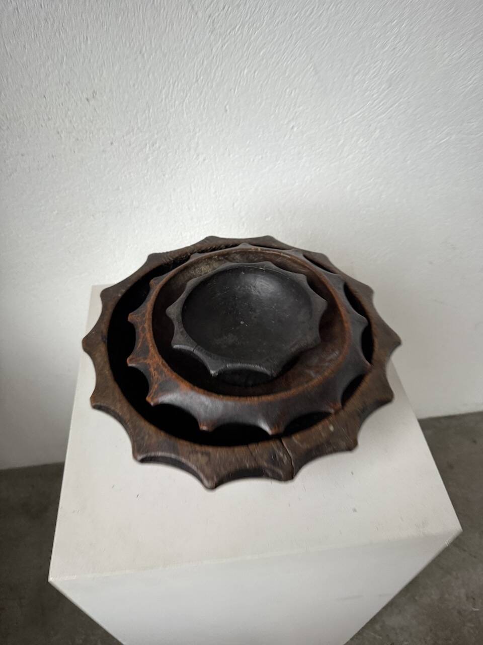 Brutalist wooden dishes, Savoyard popular art.