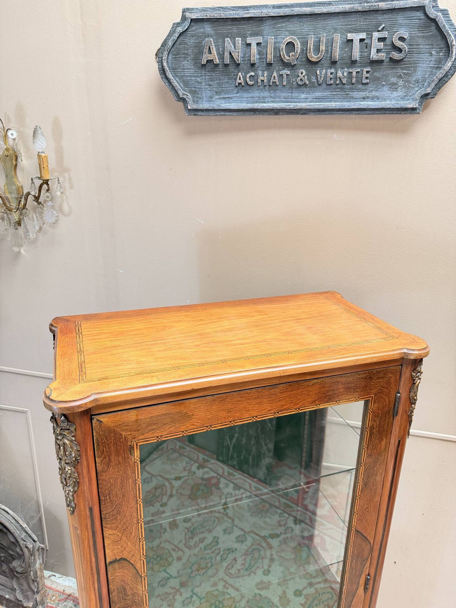 ROSEWOOD DISPLAY CABINET IN LOUIS XVI STYLE, 19TH CENTURY