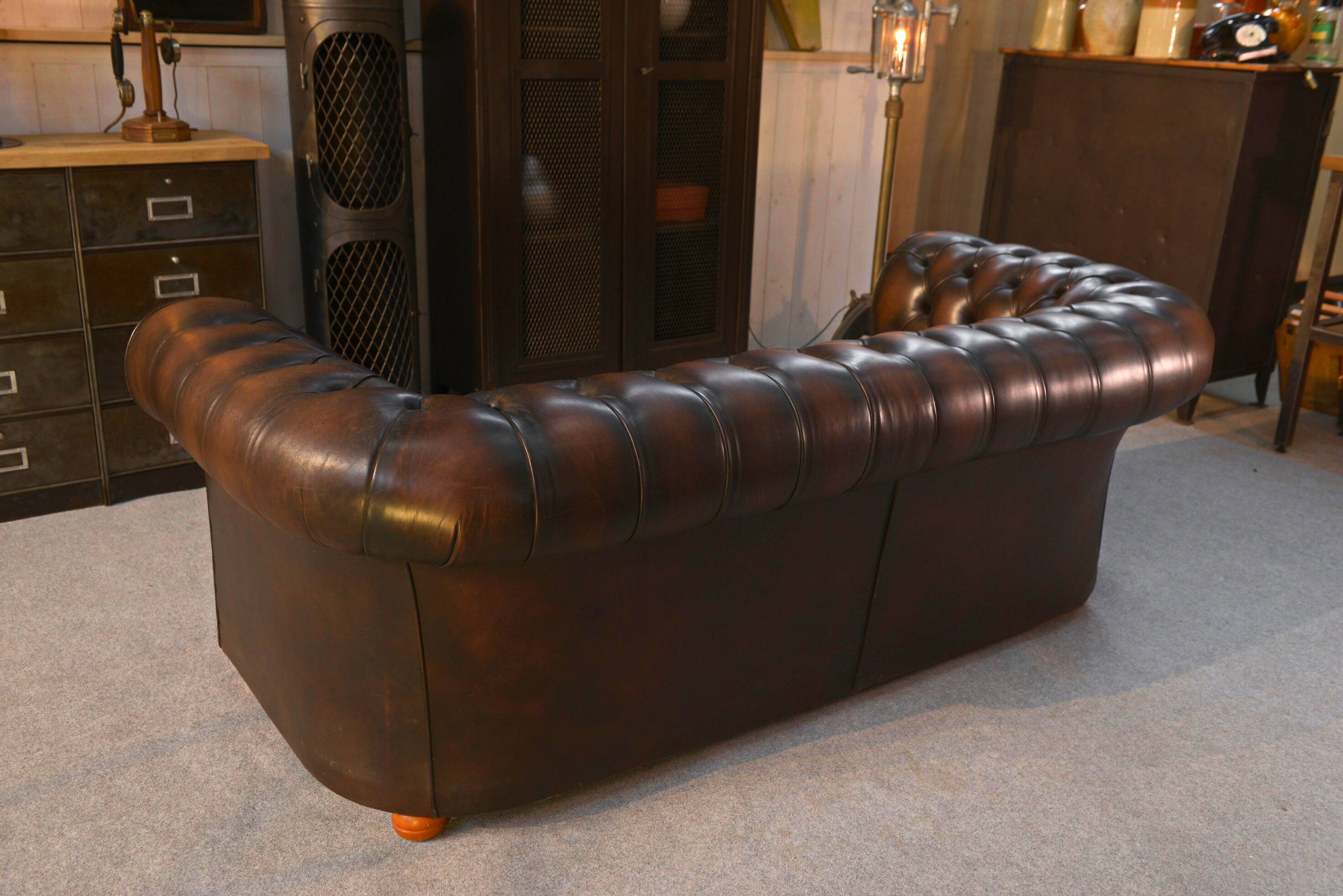 Canapé Chesterfield 1970's