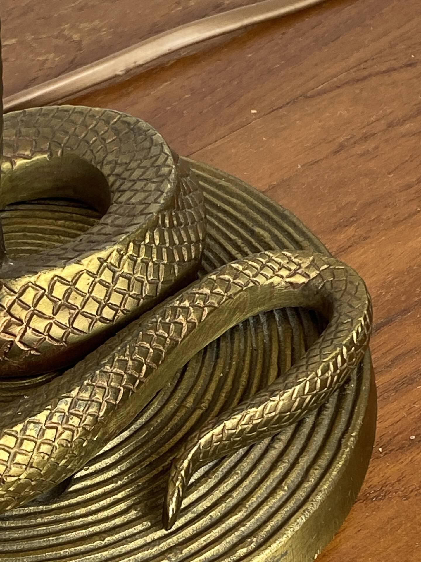 Lampe cobra en bronze 