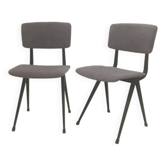 Pair of Result Friso Kramer chairs