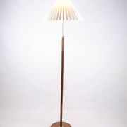Floor lamp - Teak - Pleated shade - Danish design - 1960s