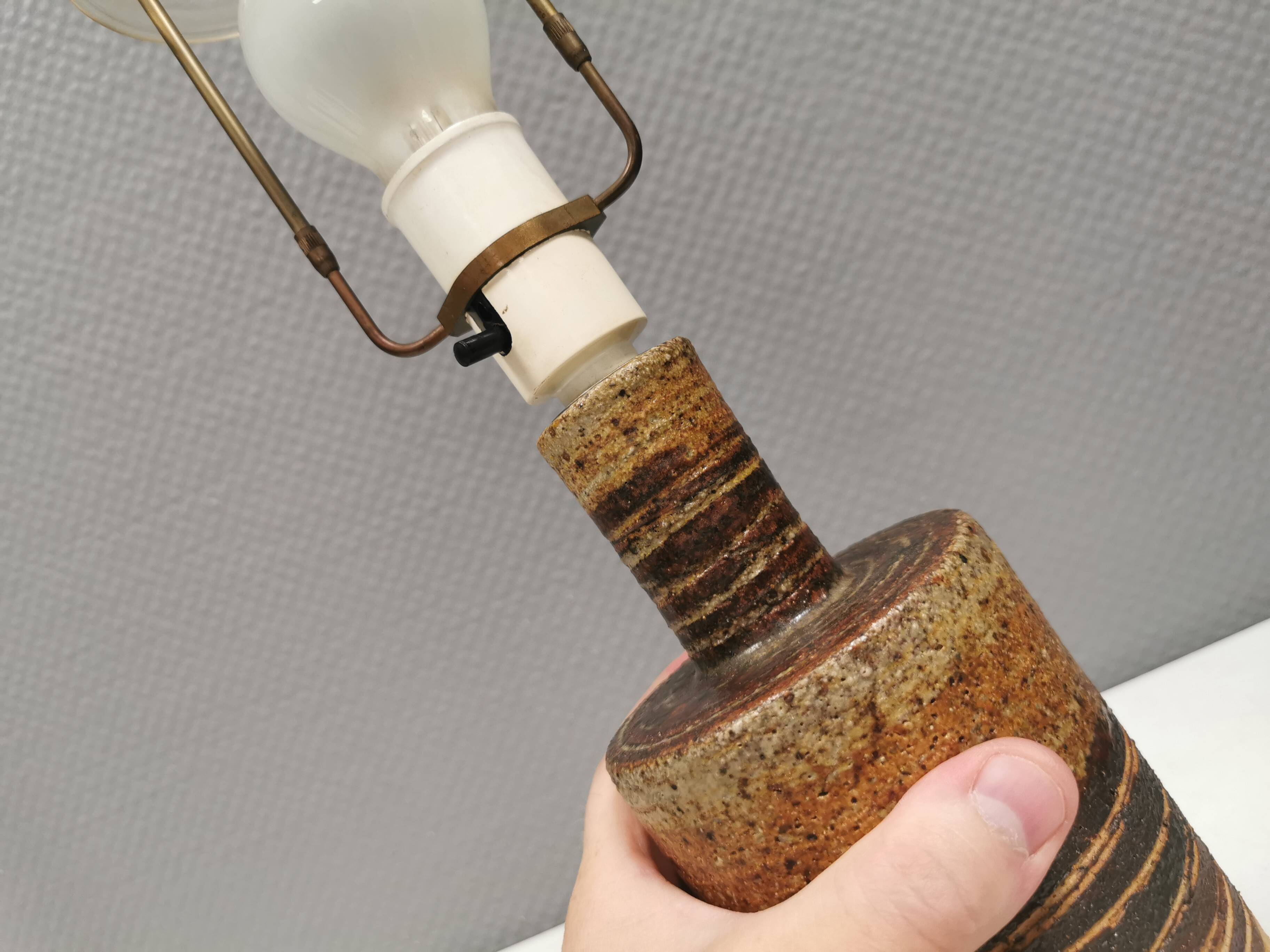Beautiful Tue Poulsen table lamp in ceramic. Denmark 1970-80s