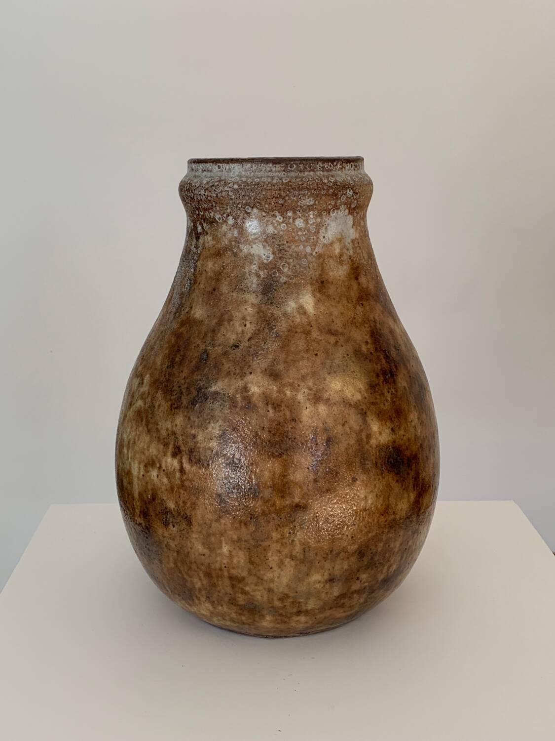 Vase signed Kostanda Vallauris