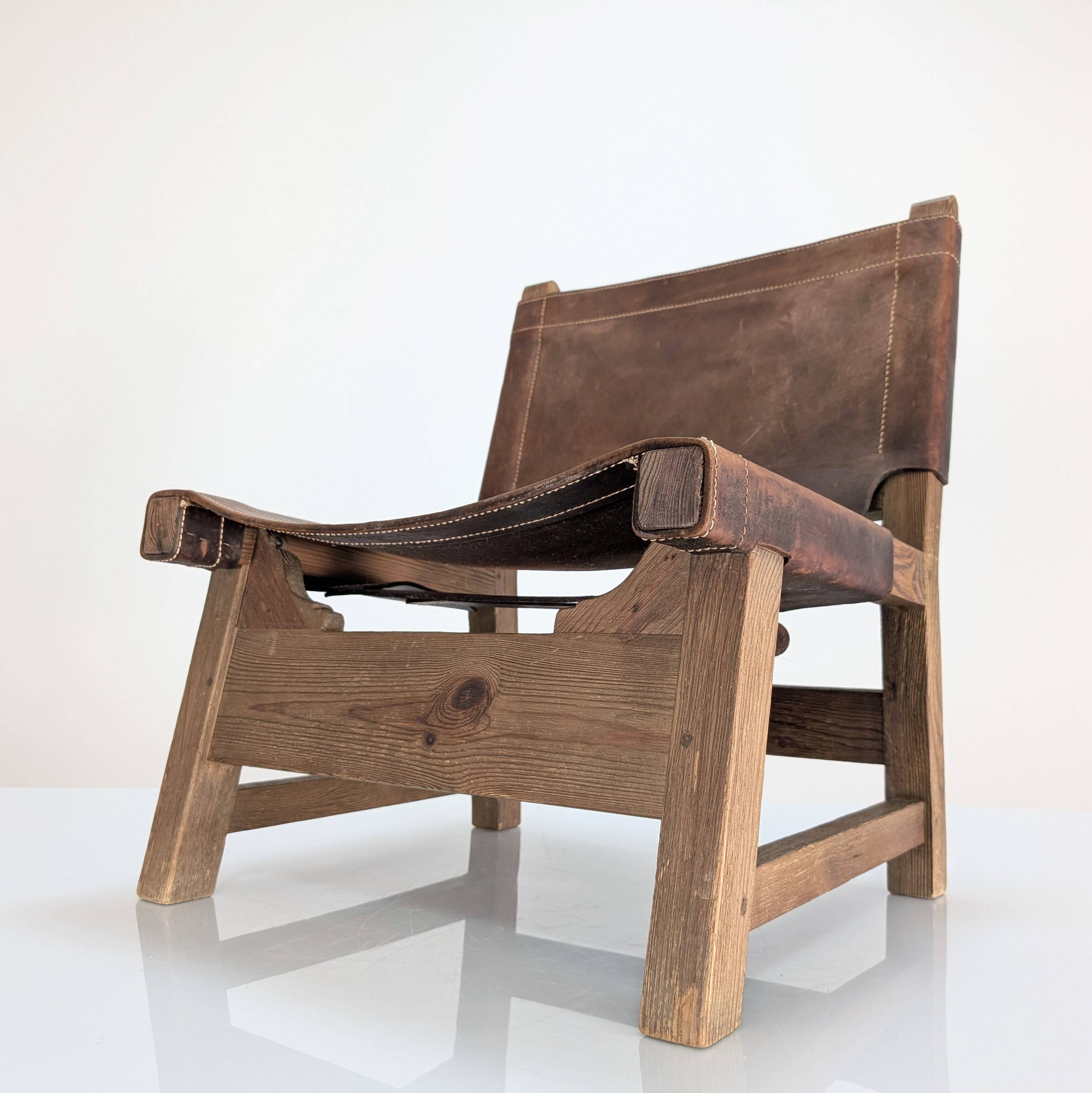 Set of 5 Spanish Leather and Oak Chairs