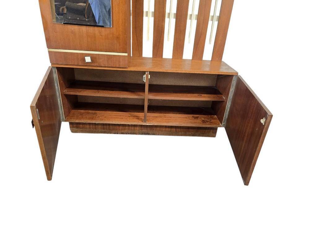 Porte-manteau vintage sur pied avec miroir et armoire