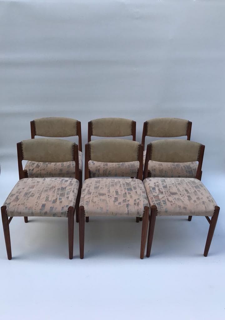 Set of 6 chairs manufactured by Glostrup Mobelfabrik in Denmark in the 1960s