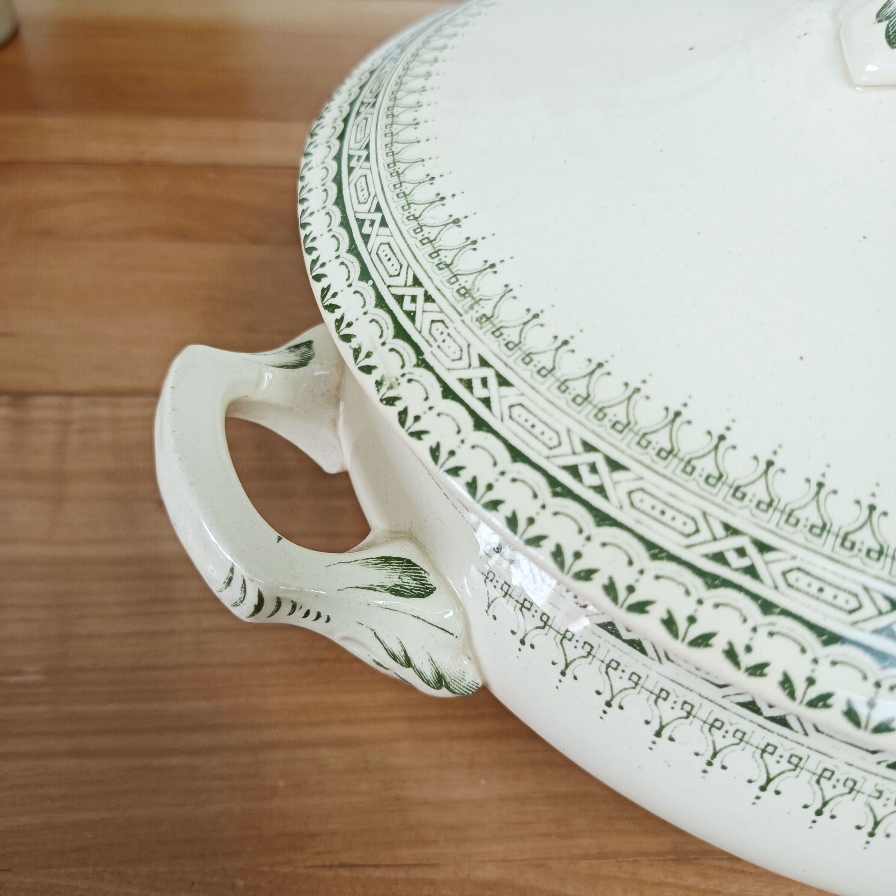 Choisy le Roi iron clay soup tureen, HB & Cie, Arles