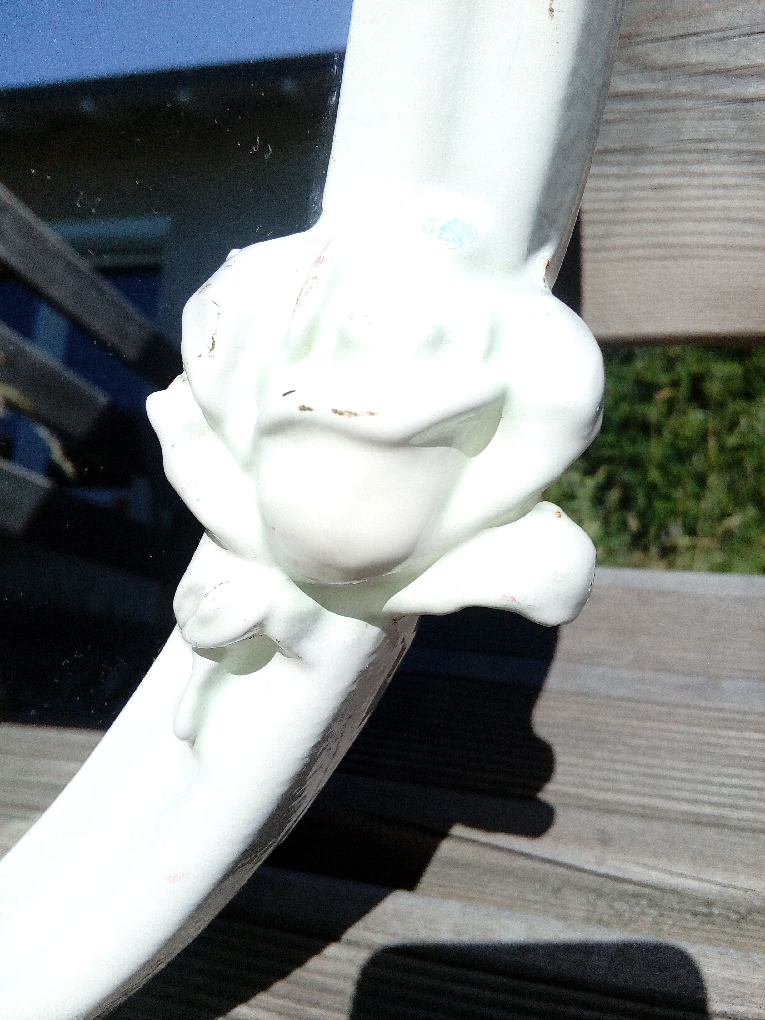 50x40 cm enamelled cast oval mirror