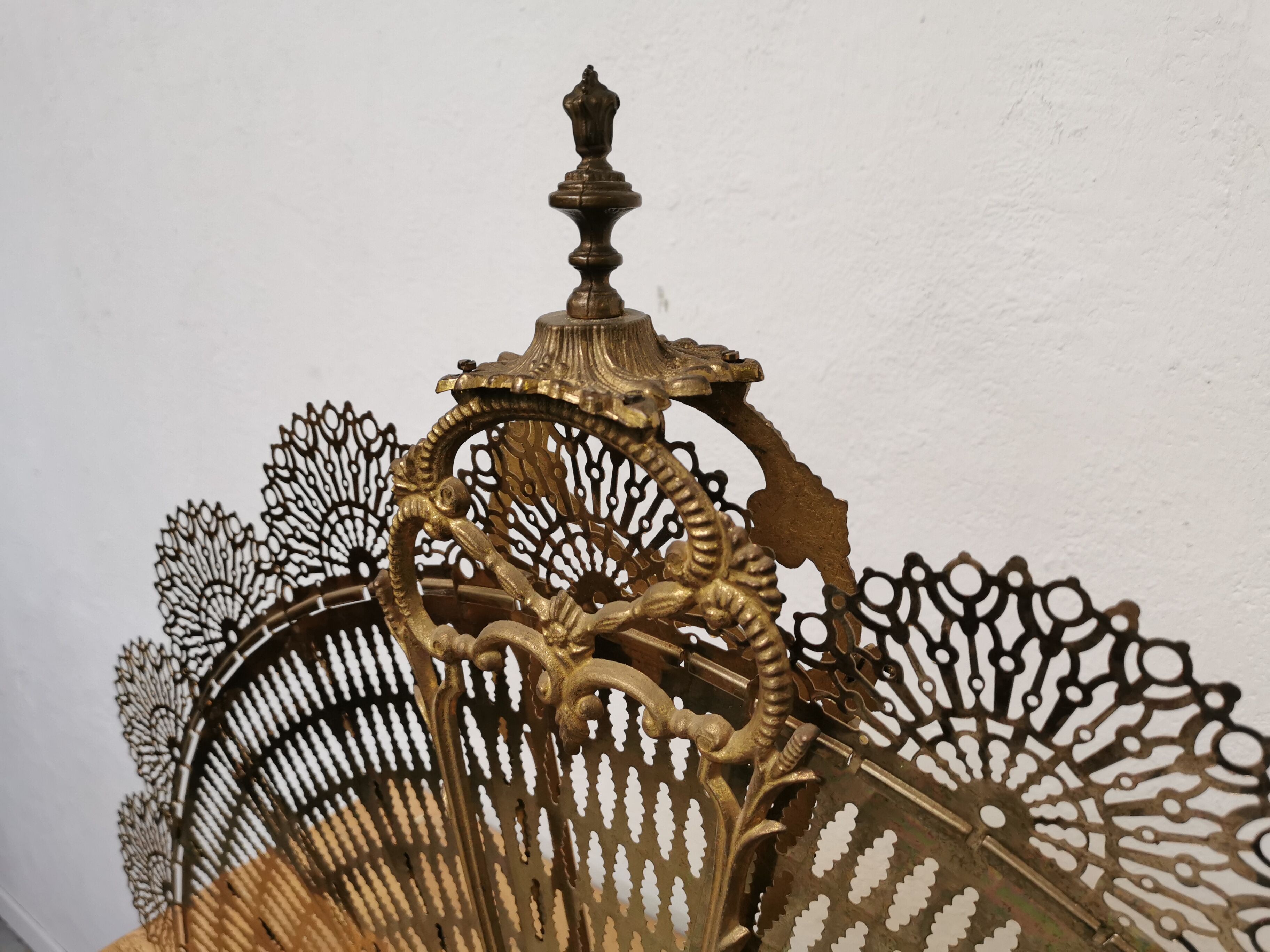 Fire firewall fan peacock bronze