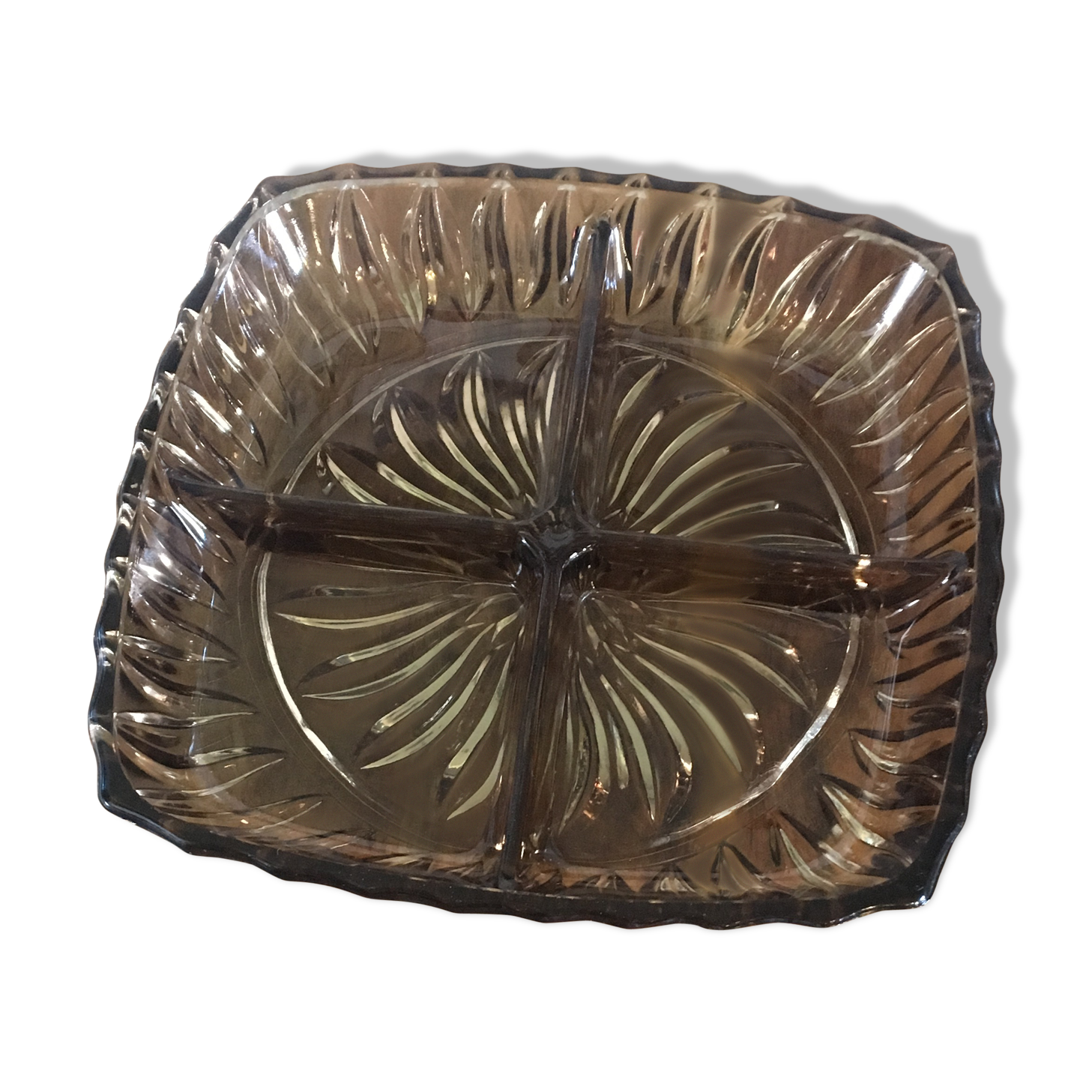 Plat en verre fumé compartimenté