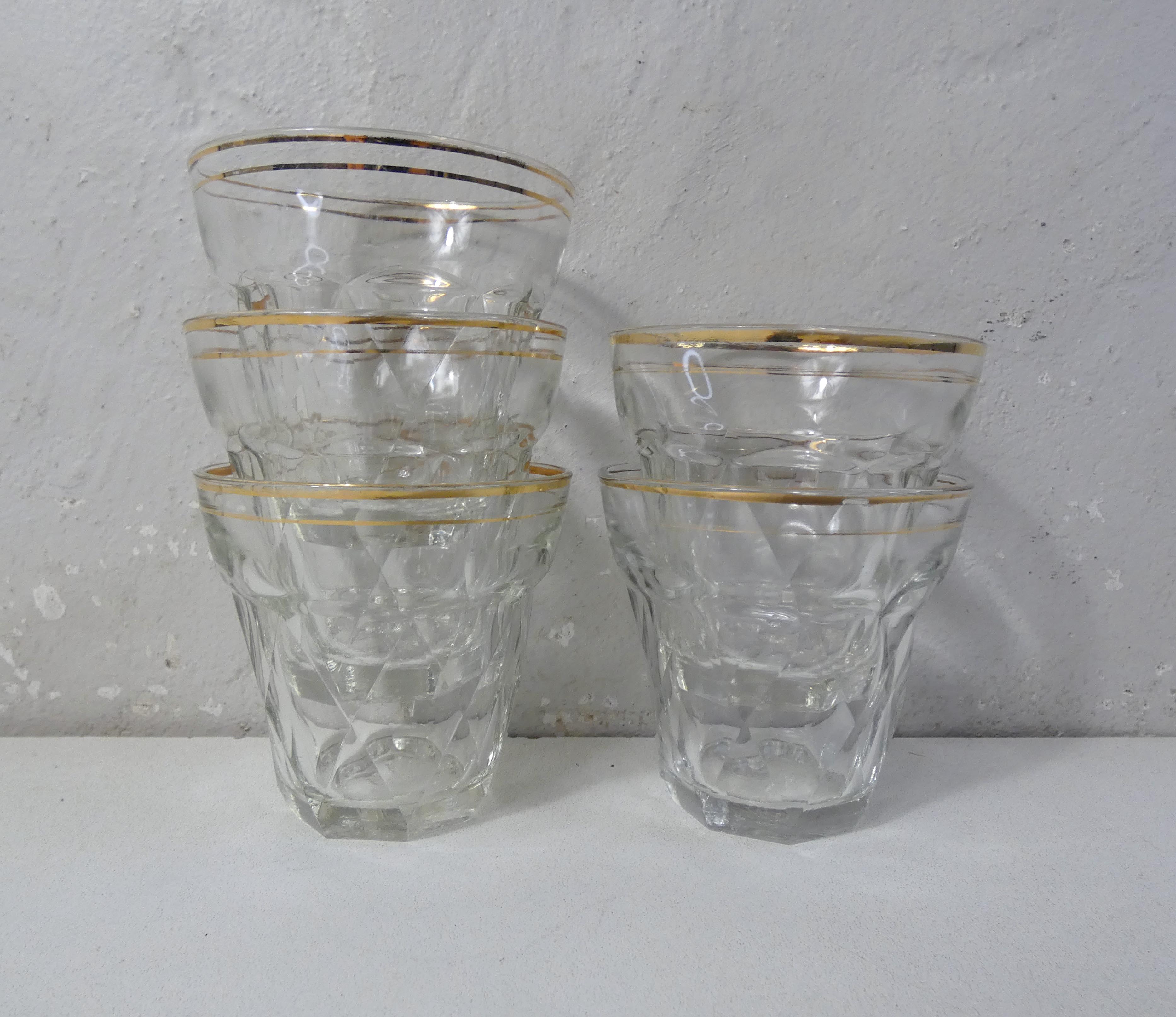 5 bistro glasses